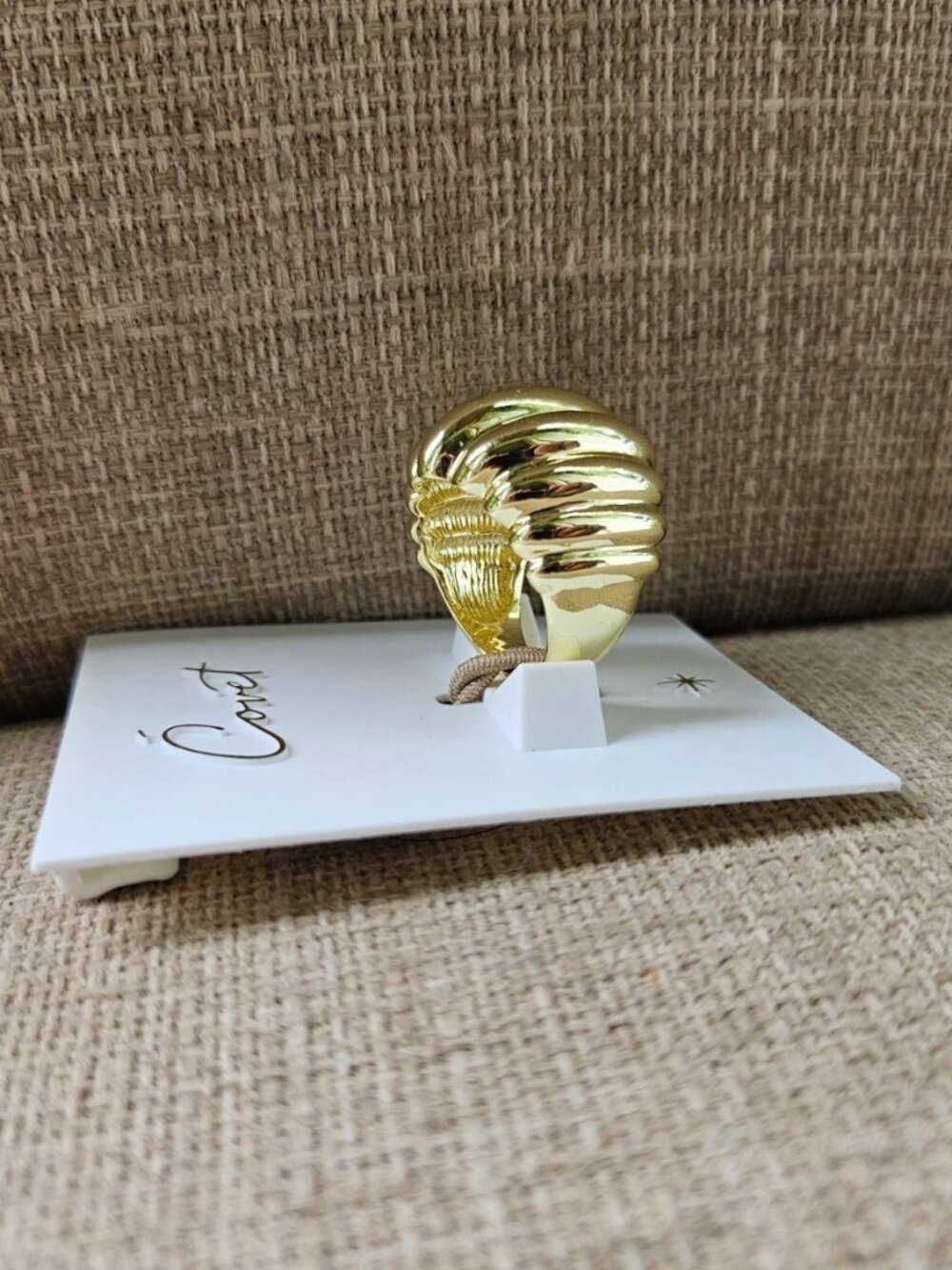 Covet Women Ring Gold Tone Fashion Jewelry Statement Ring Size 7 NWT - Picture 6 of 11